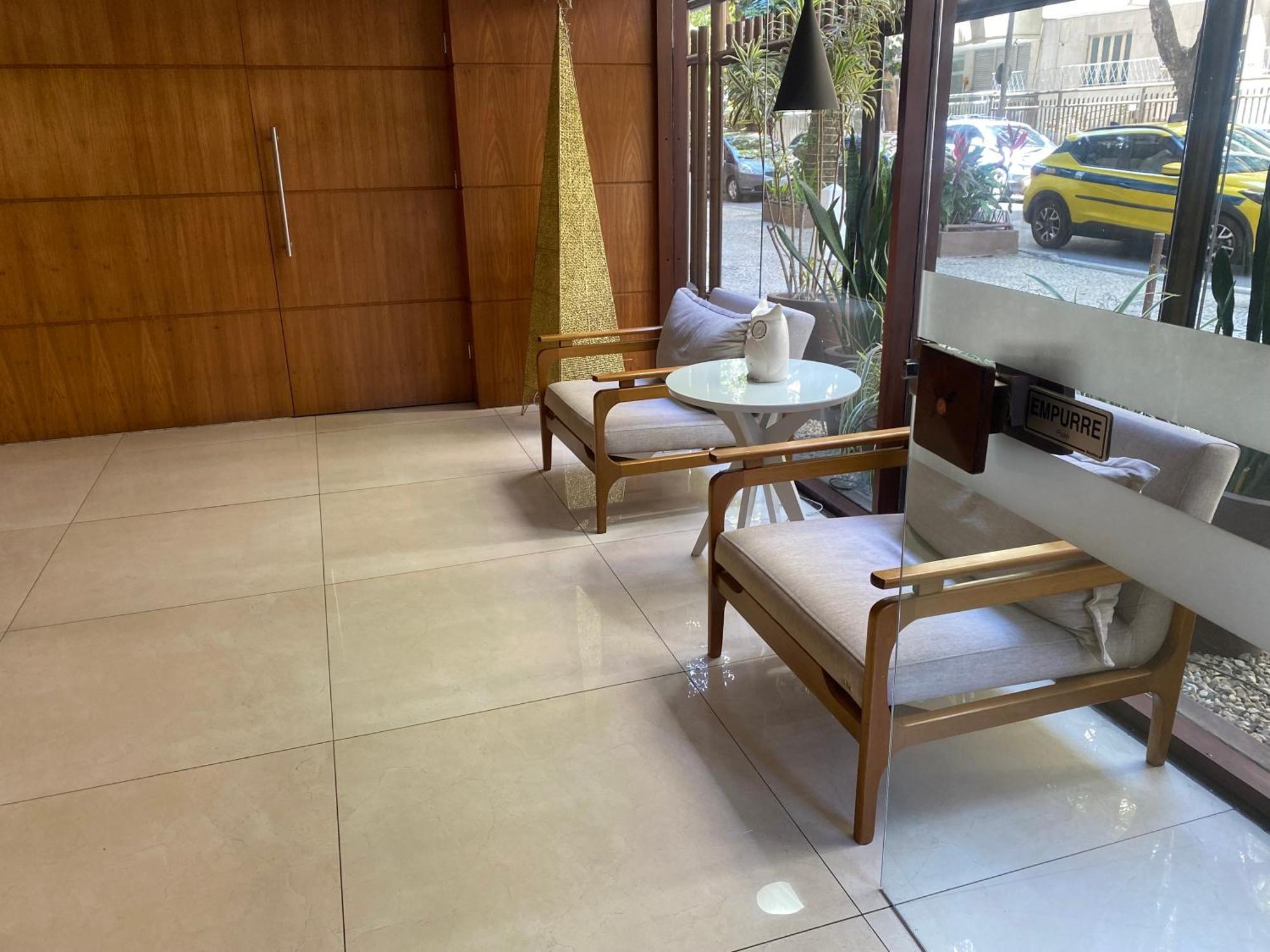 Apartamento Luxuoso 2 Quartos Em Copacabana *